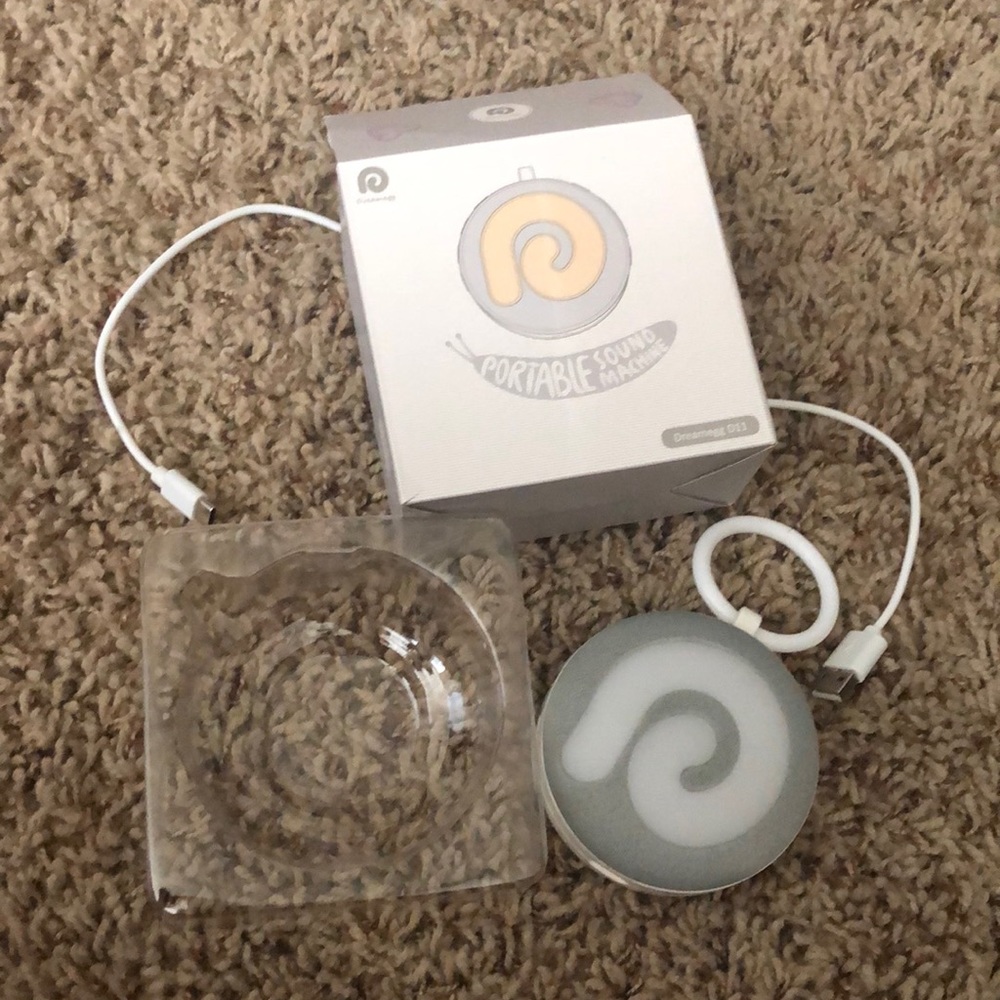 Baby portable sound machine! LIKE NEW